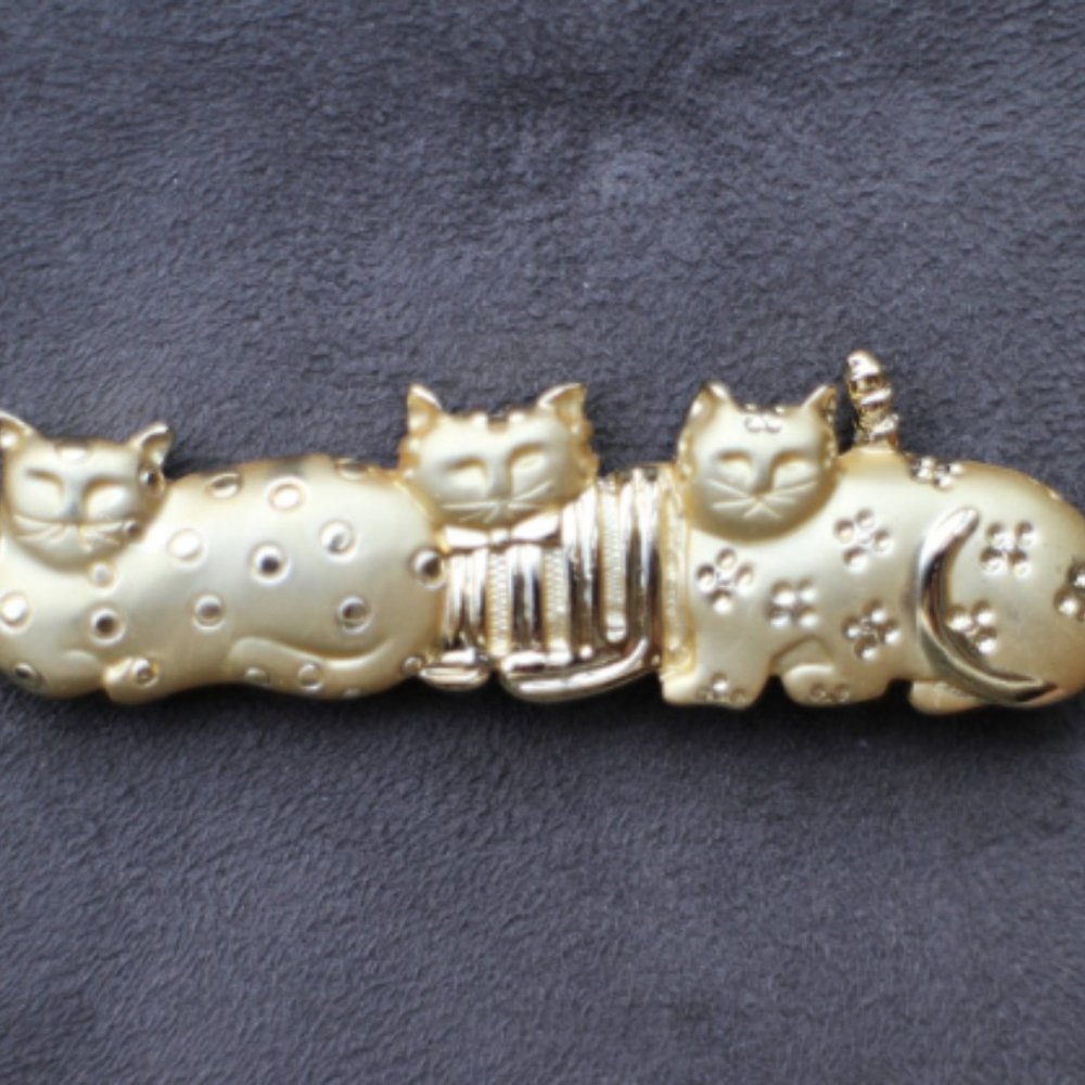 Trio Gold Cats Brooch AJC Pewter Cat Family